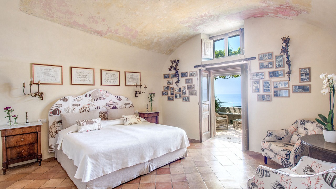 Photo of Bedroom in Montepertuso