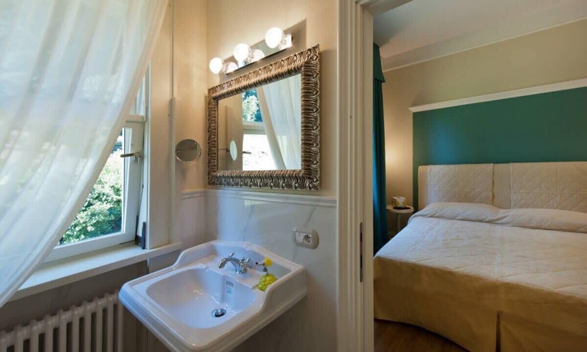 Photo of Bathroom in Baveno