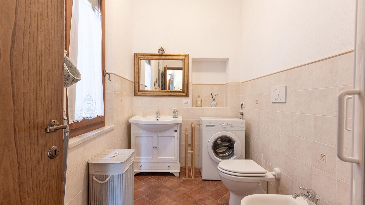 Photo of Bathroom in Civitella Marittima
