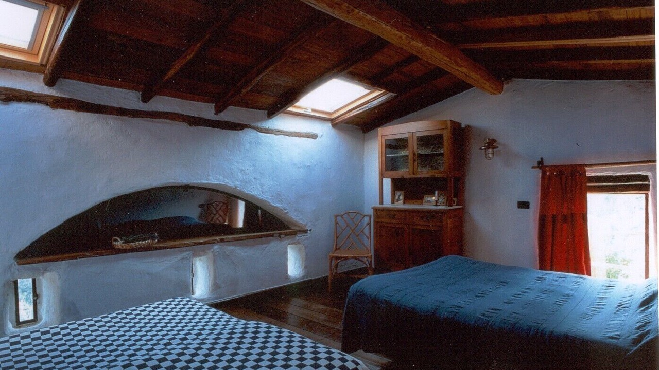 Photo of Bedroom in Orco Feglino
