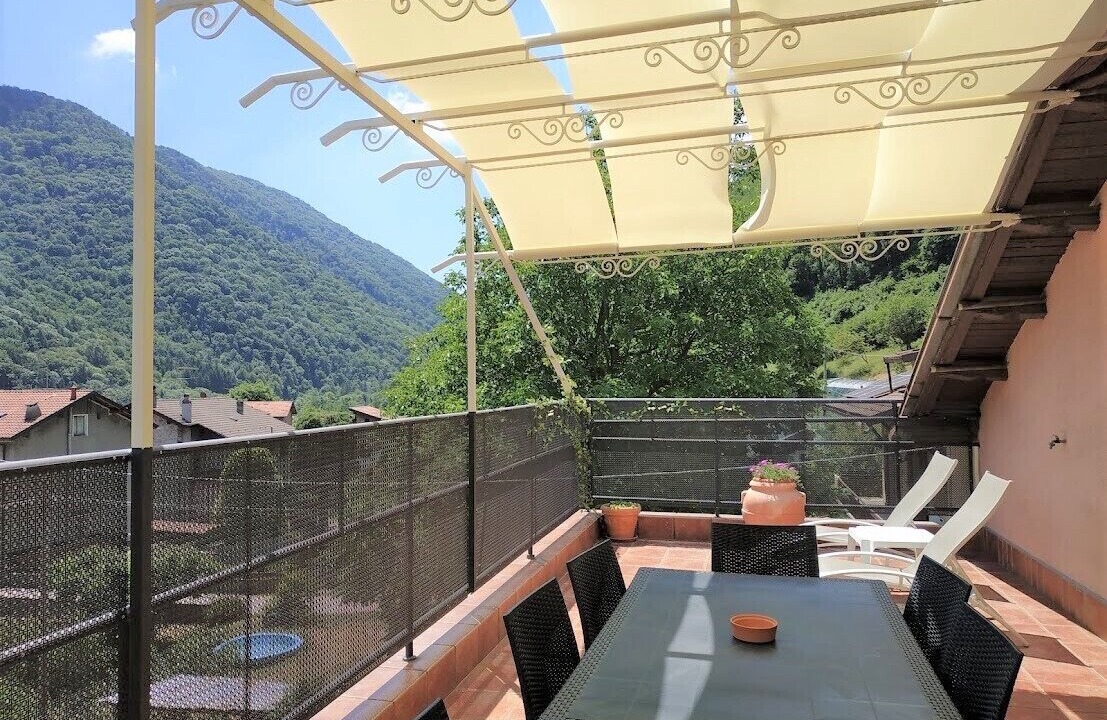 Photo of Patio Balcony in Barni