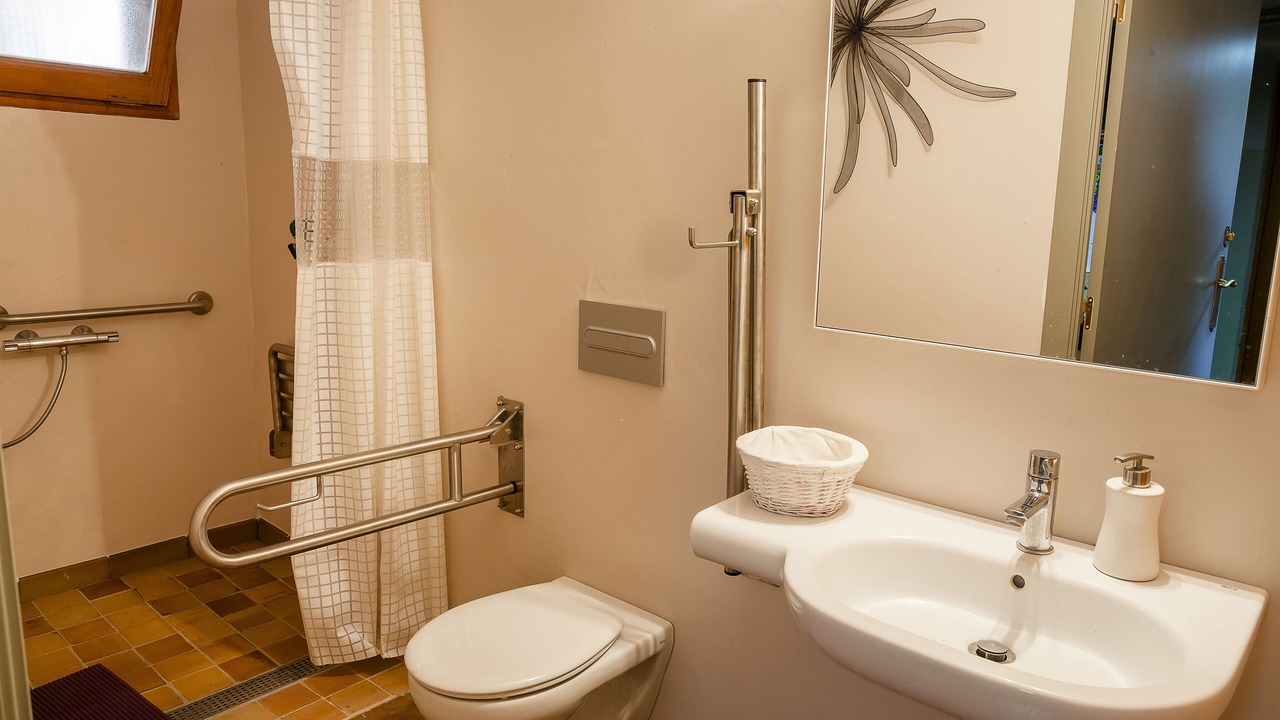 Photo of Bathroom in Bescano