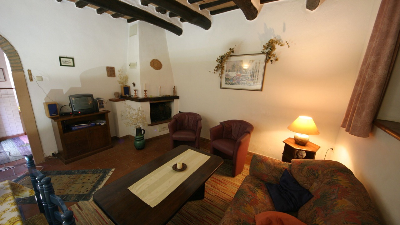 Photo of Livingroom in Montieri