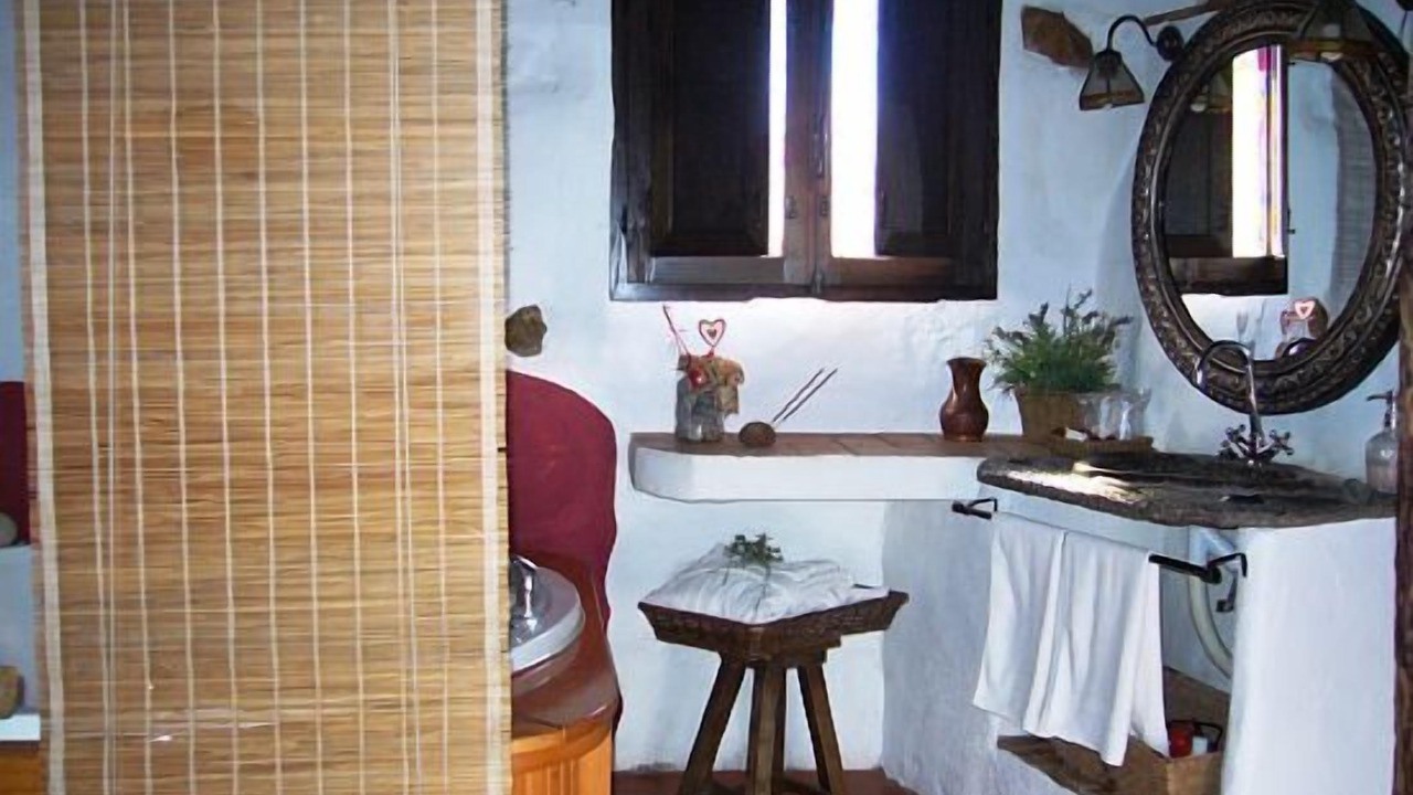 Photo of Bathroom in La Torre d'En Besora