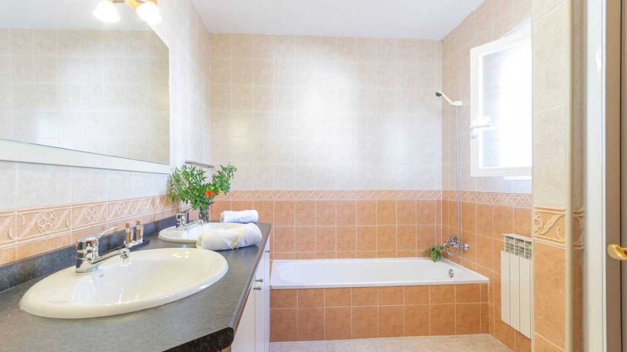 Photo of Bathroom in Casas de Torrat
