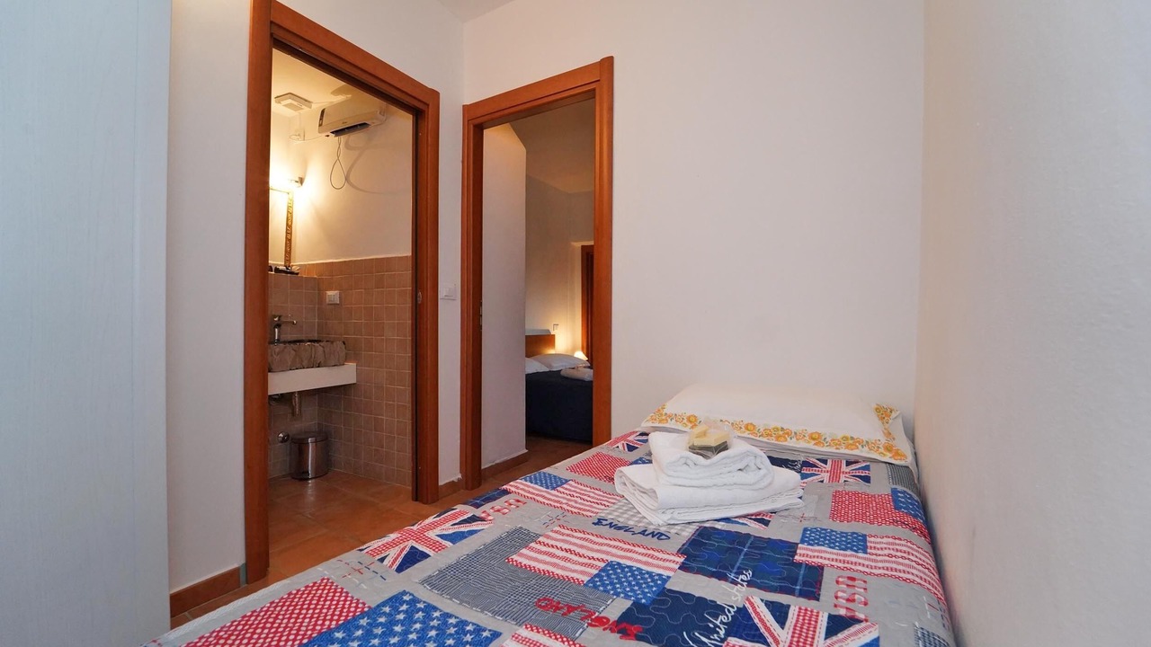 Photo of Bedroom in San Terenzo Monti