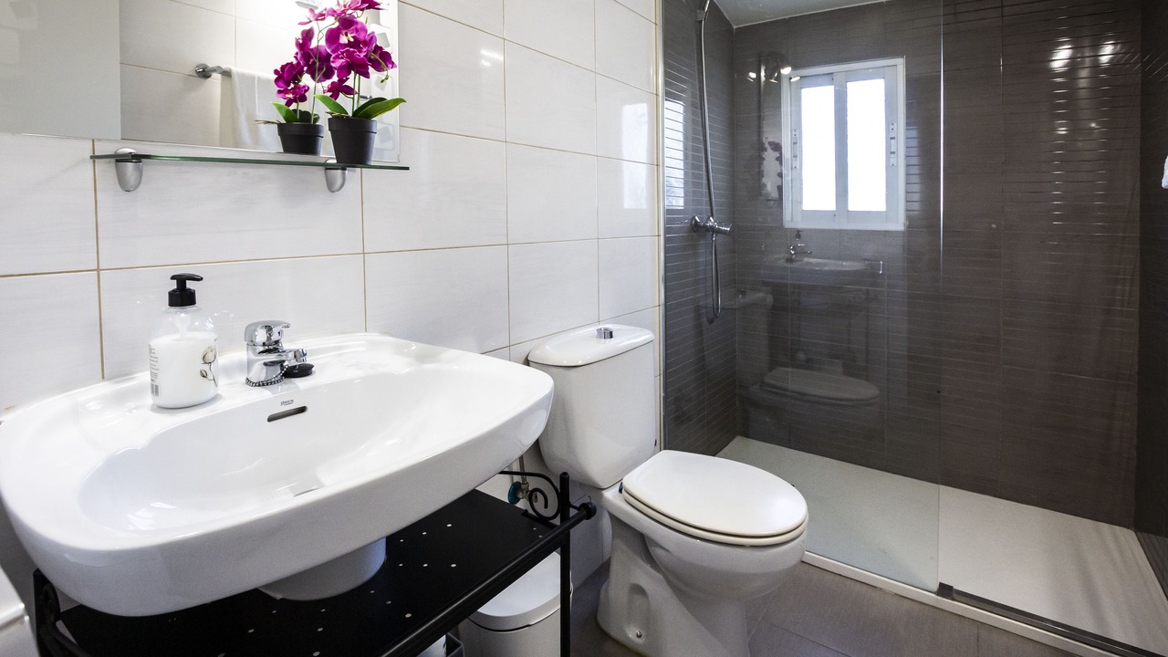 Photo of Bathroom in Valdelaguna