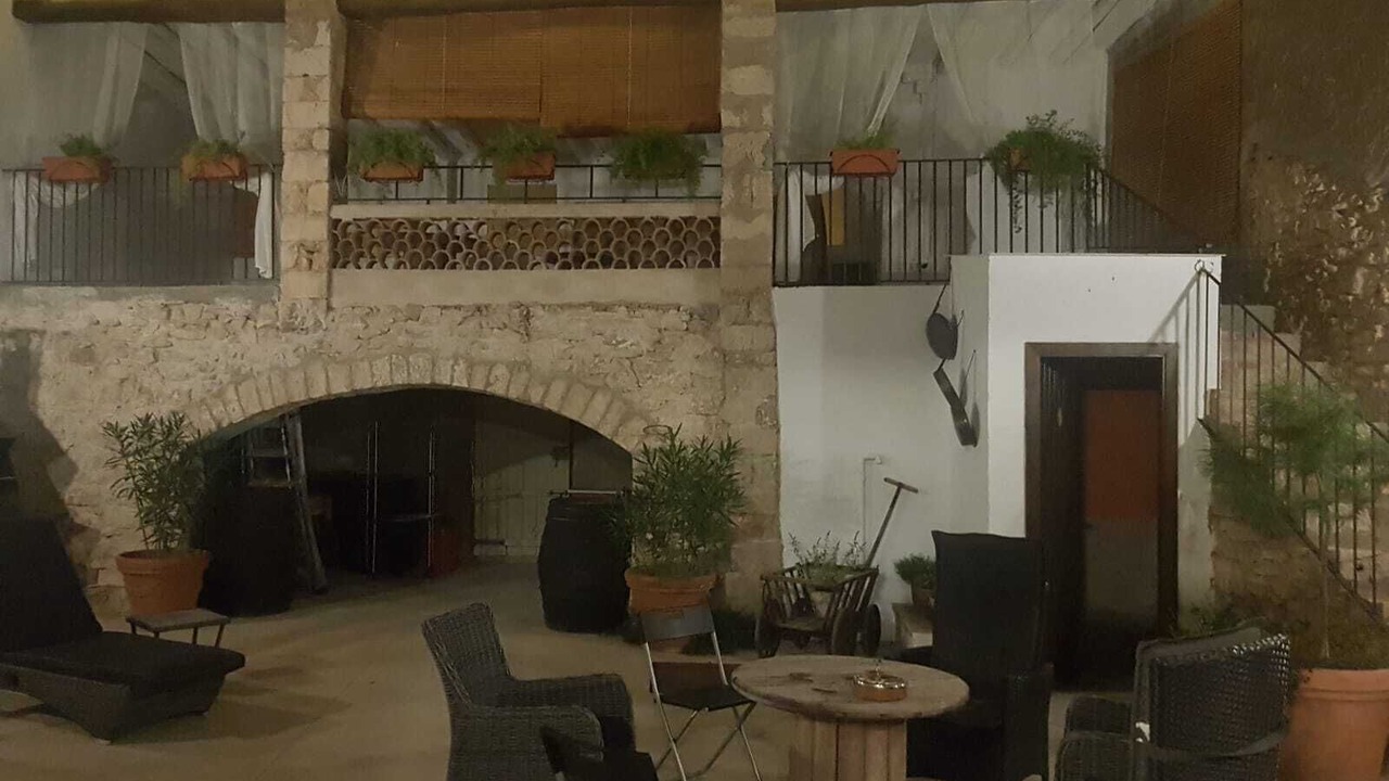 Photo of Patio Balcony in Almatret
