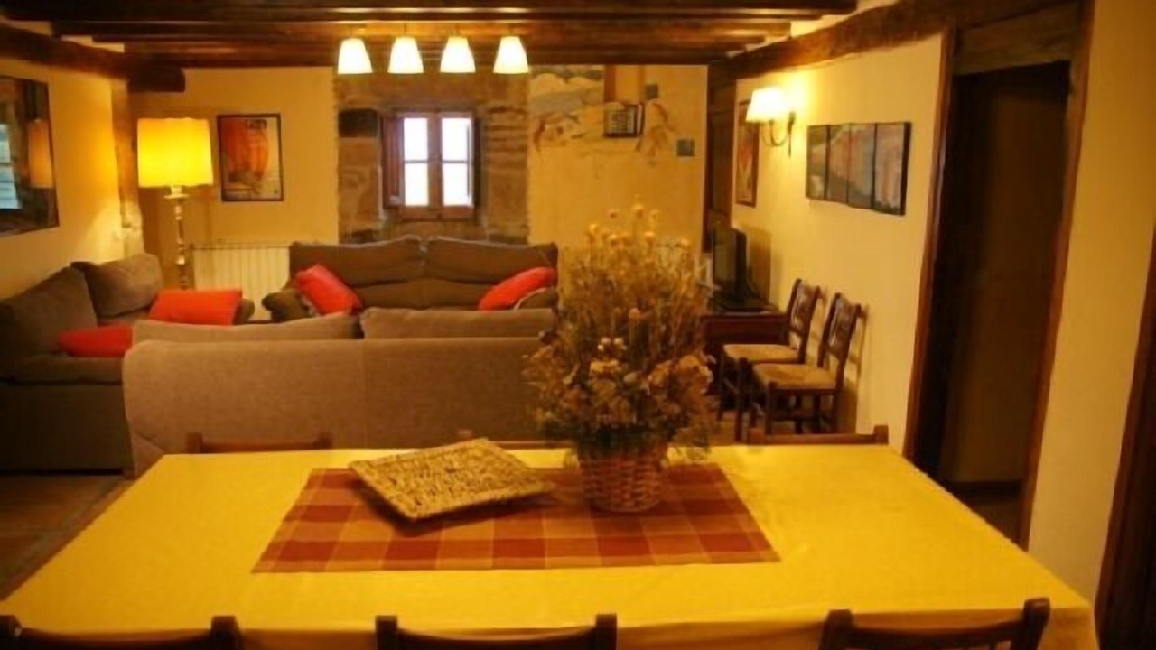 Photo of Others in Lladurs