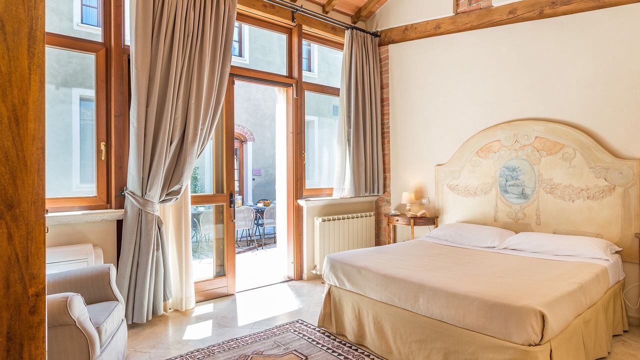 Photo of Bedroom in Torre A Castello