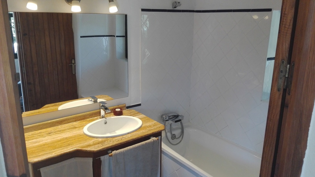 Photo of Bathroom in Zahora