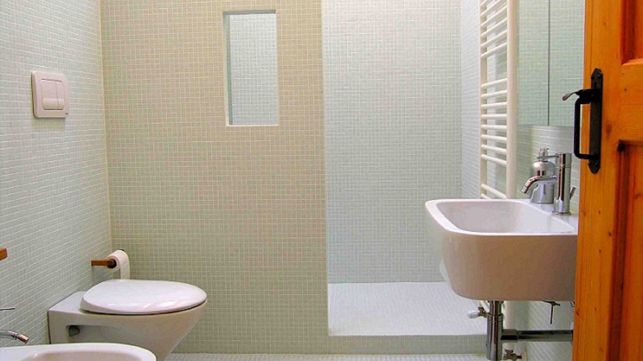 Photo of Bathroom in Montelabbate