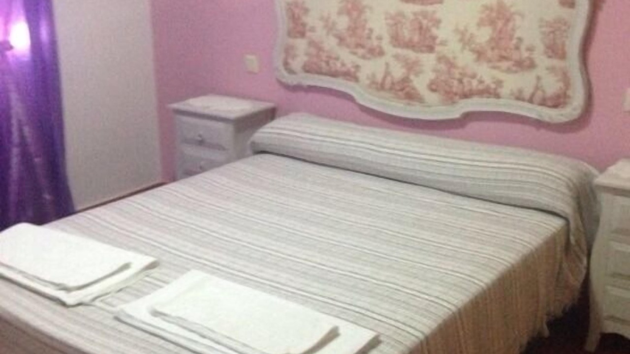 Photo of Bedroom in Navaluenga