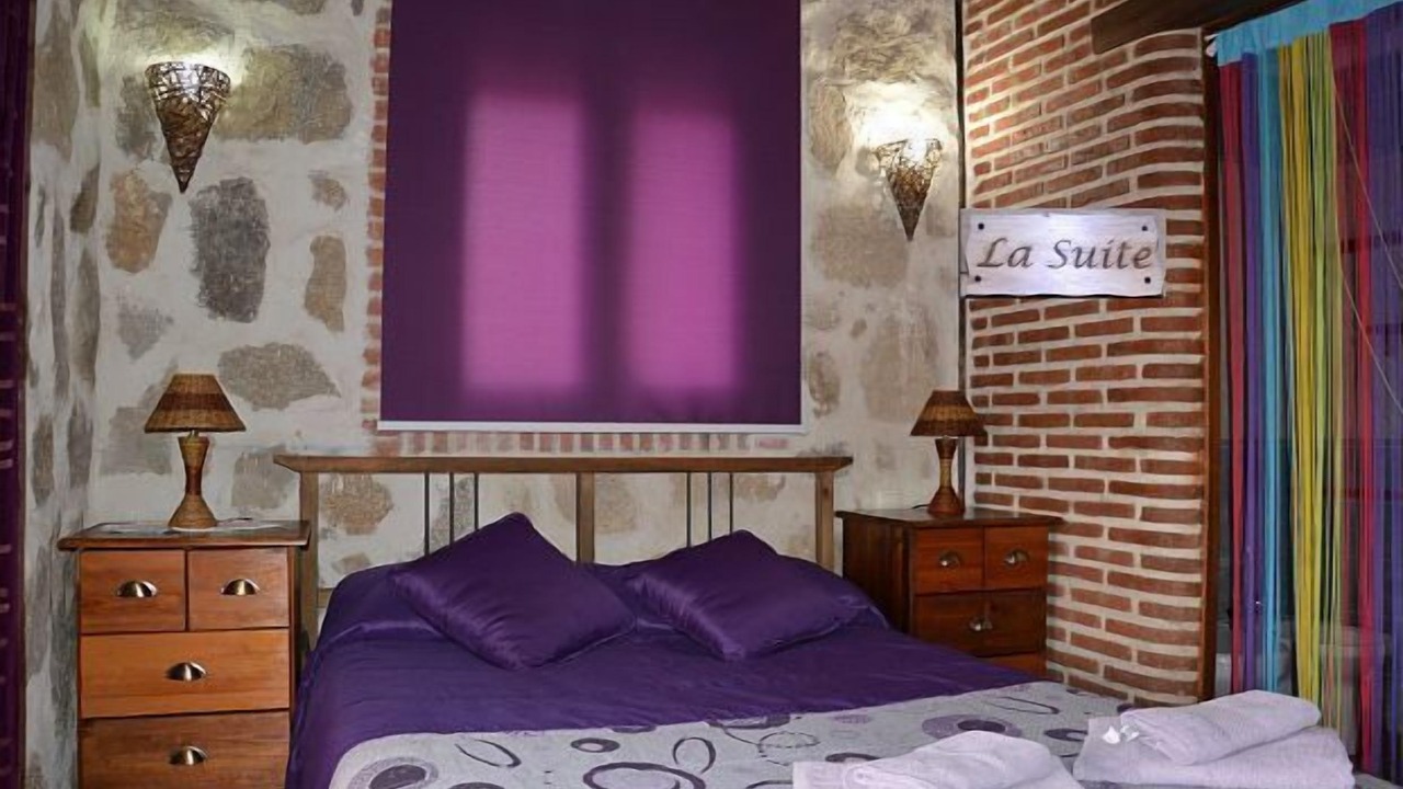 Photo of Bedroom in Navaluenga
