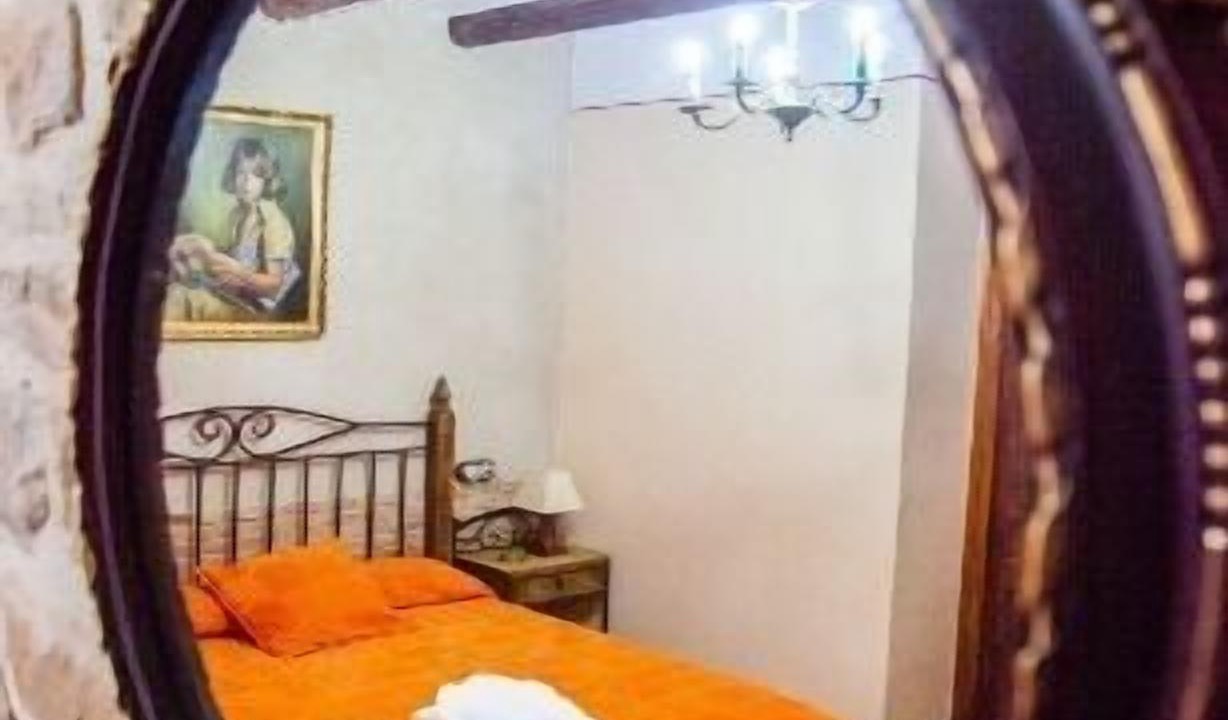 Photo of Bedroom in Oliola