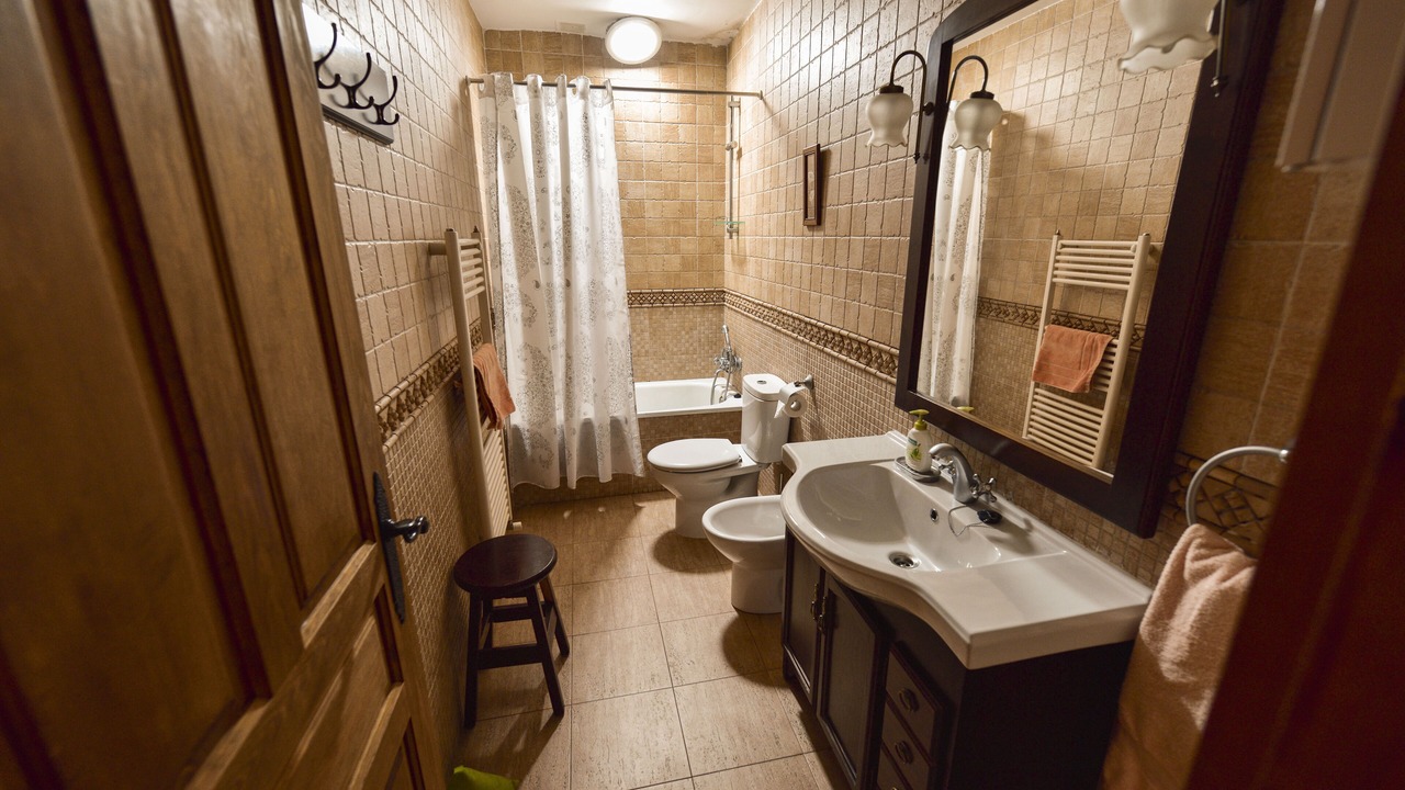 Photo of Bathroom in San Bartolome de Tormes