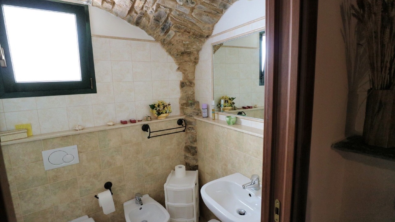 Photo of Bathroom in Terzorio