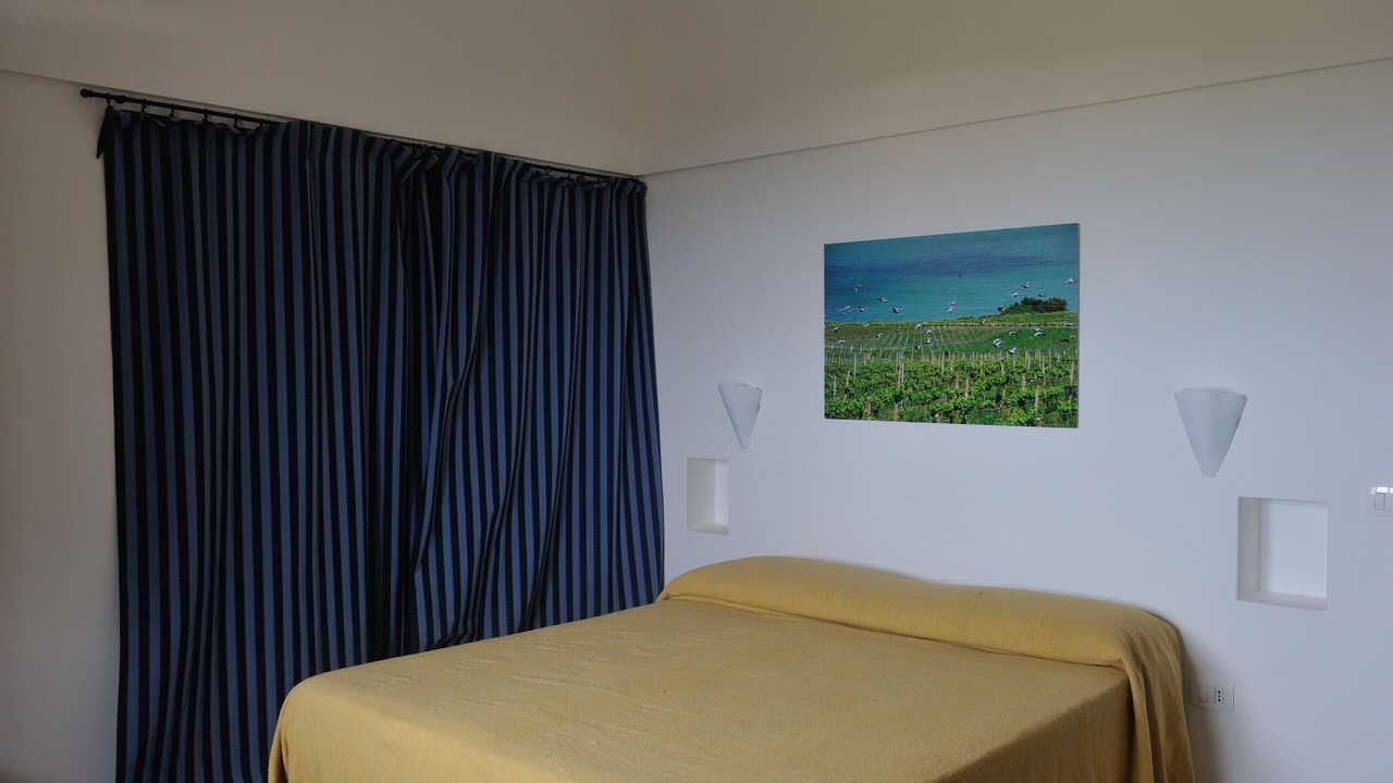 Photo of Bedroom in Kamma