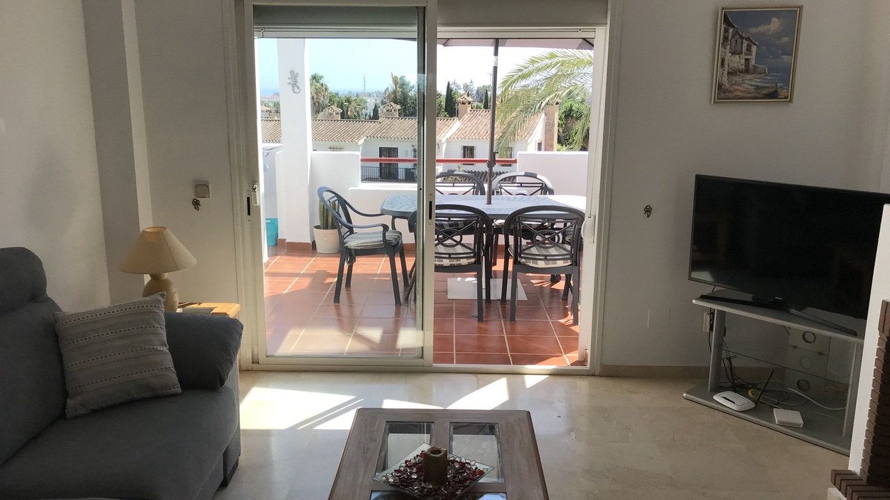 Photo of Livingroom in New Golden Mile