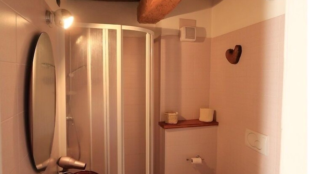 Photo of Bathroom in Berzieri