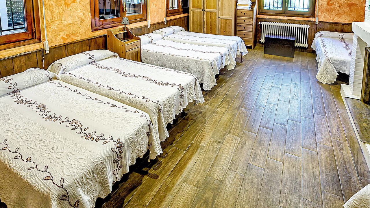 Photo of Bedroom in Navaluenga