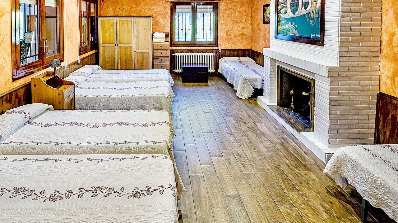 Photo of Bedroom in Navaluenga