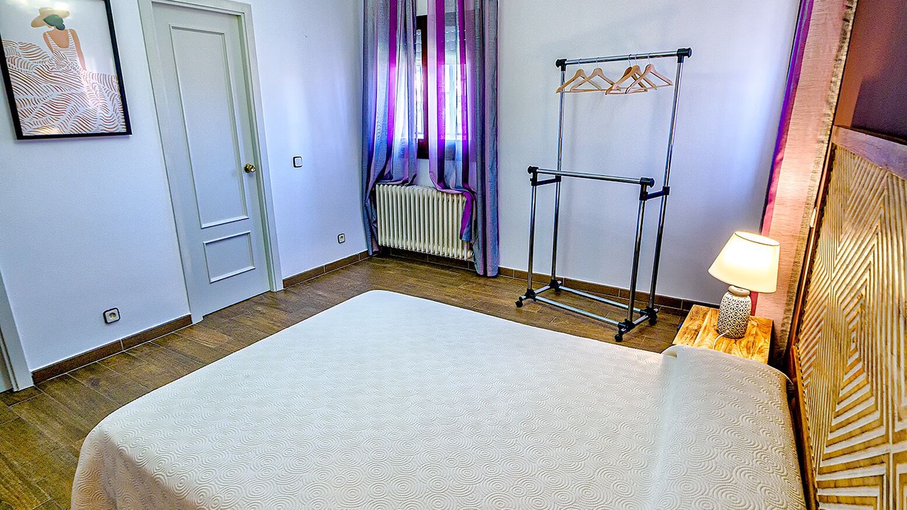 Photo of Bedroom in Navaluenga