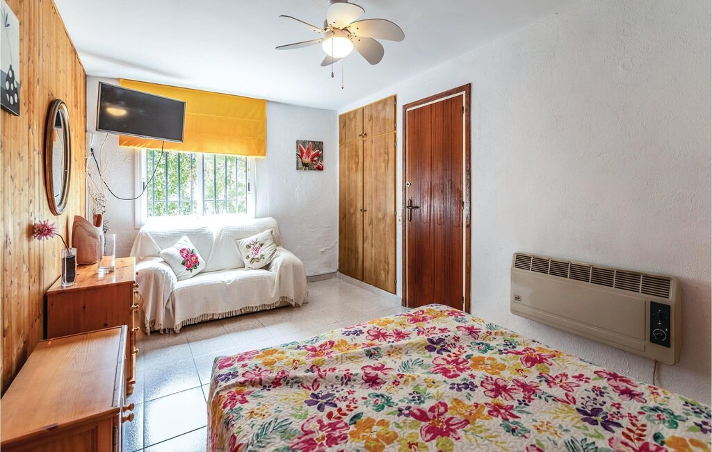 Photo of Bedroom in Mont Barbat