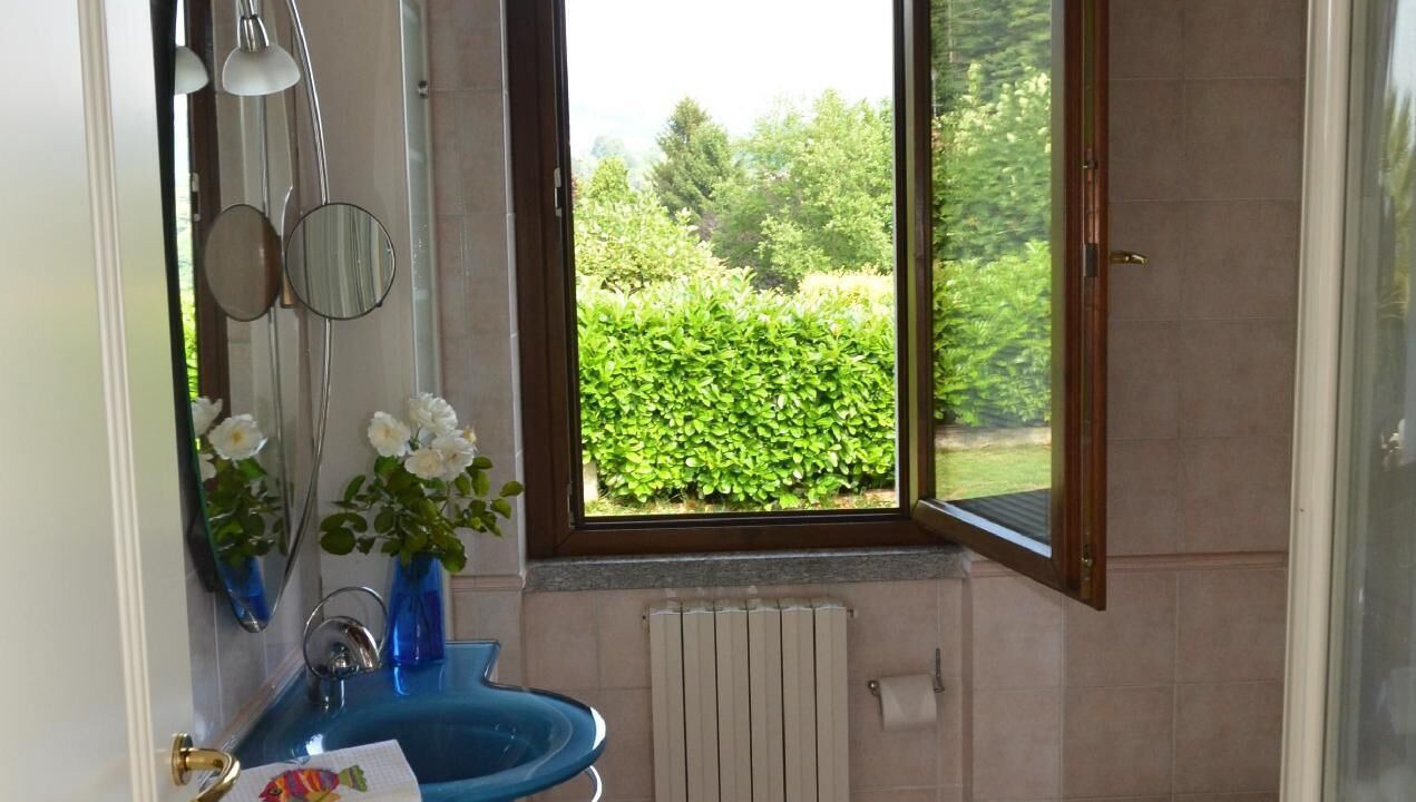 Photo of Bathroom in Arona