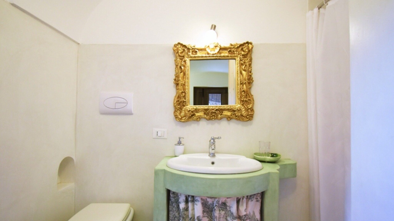 Photo of Bathroom in Pantelleria