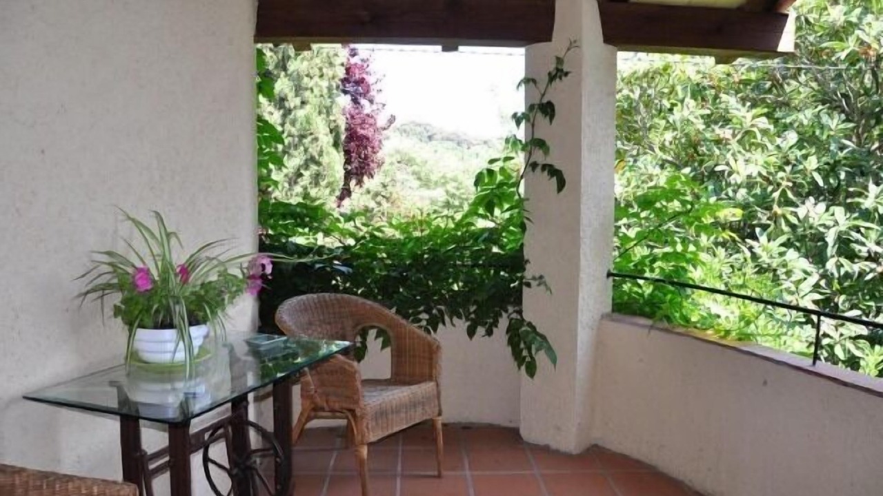 Photo of Outdoor in Maia de Montcal