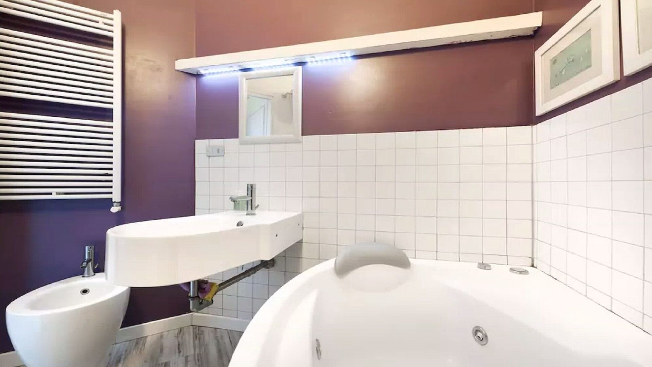 Photo of Bathroom in Zona LIII Tomba di Nerone