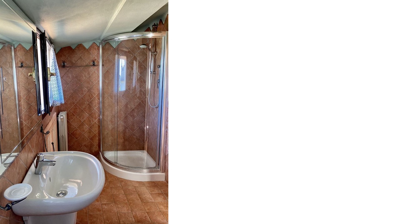 Photo of Bathroom in Capoliveri