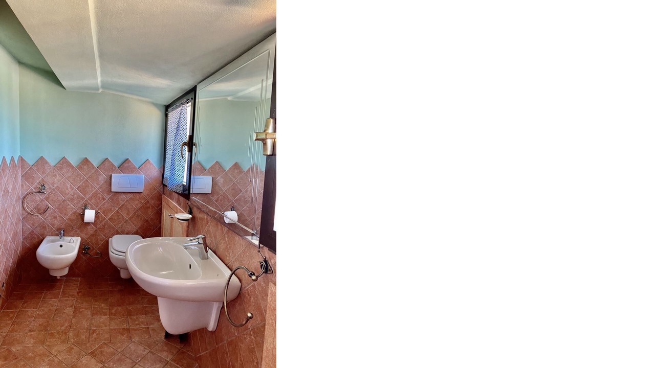 Photo of Bathroom in Capoliveri