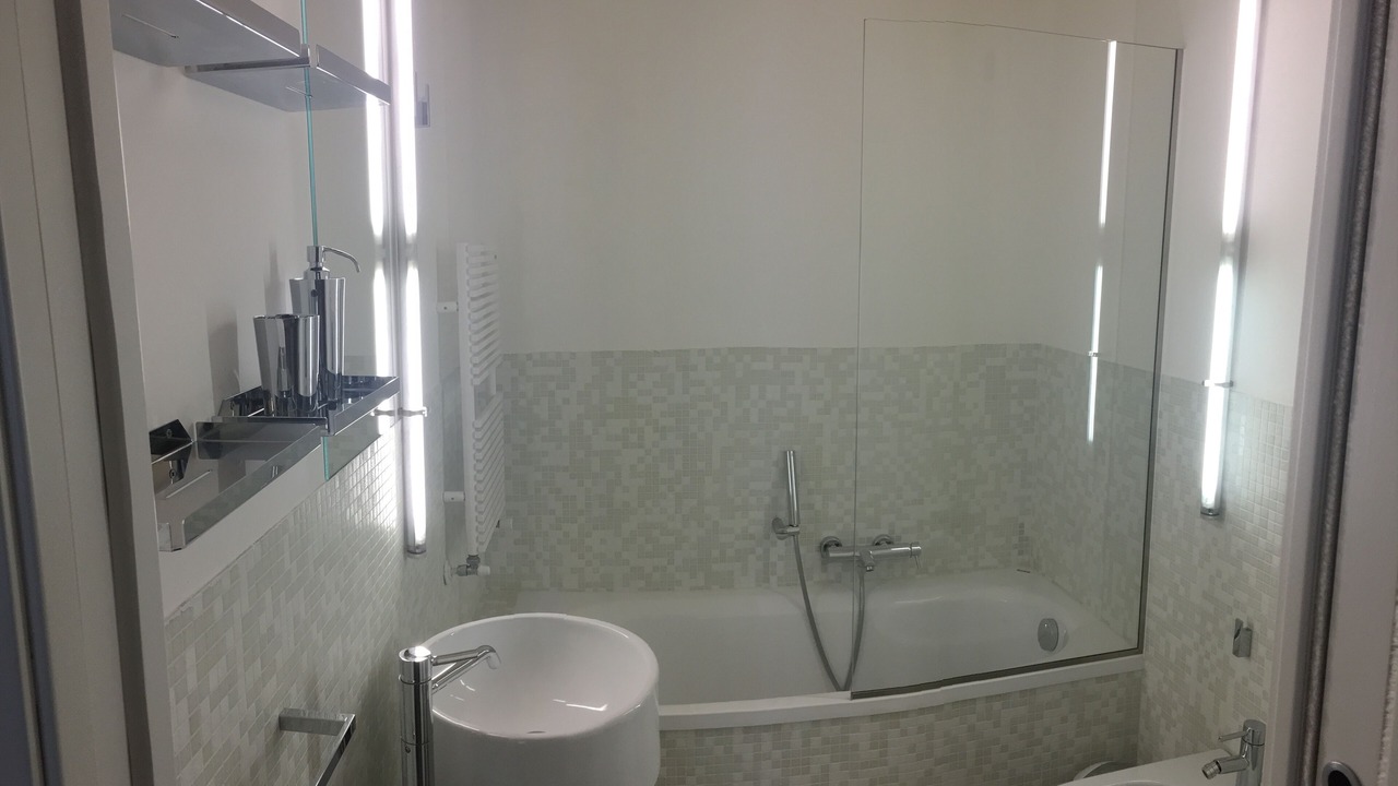 Photo of Bathroom in Canale
