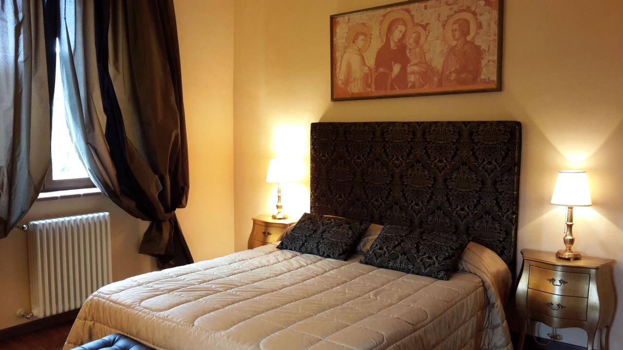 Photo of Bedroom in Izzalini