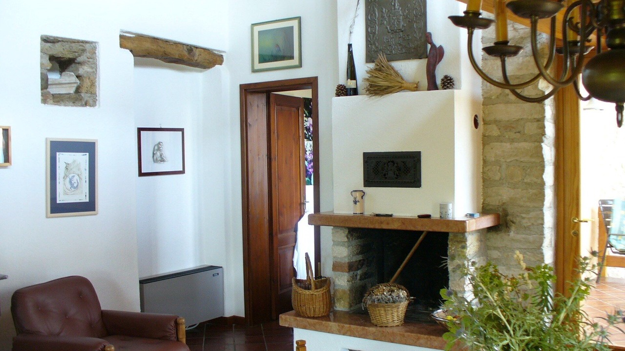 Photo of Others in Fornico