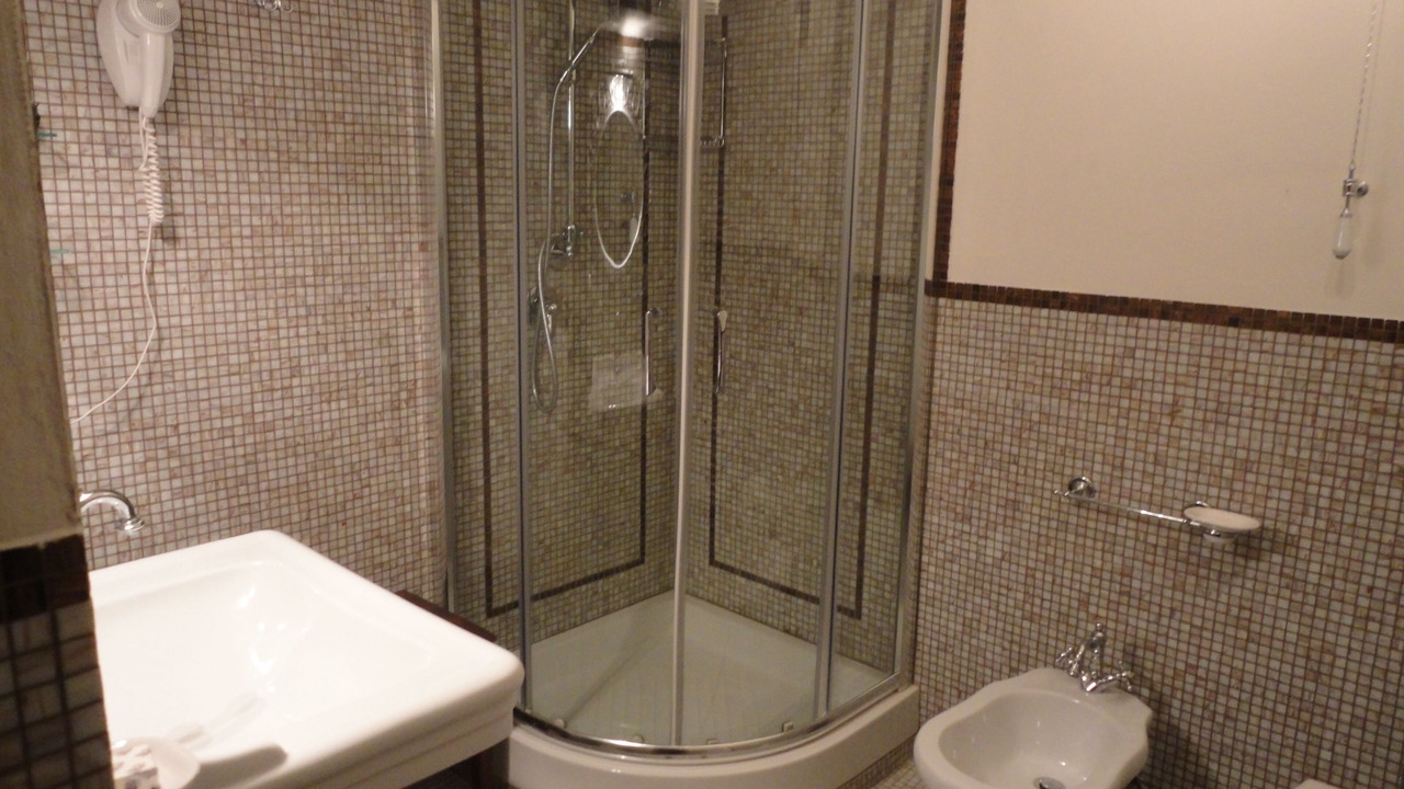 Photo of Bathroom in Izzalini