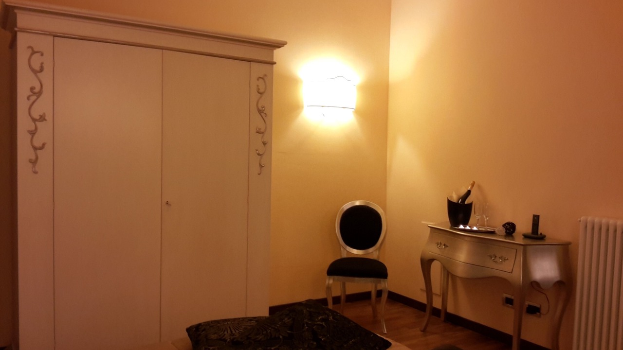 Photo of Bedroom in Izzalini