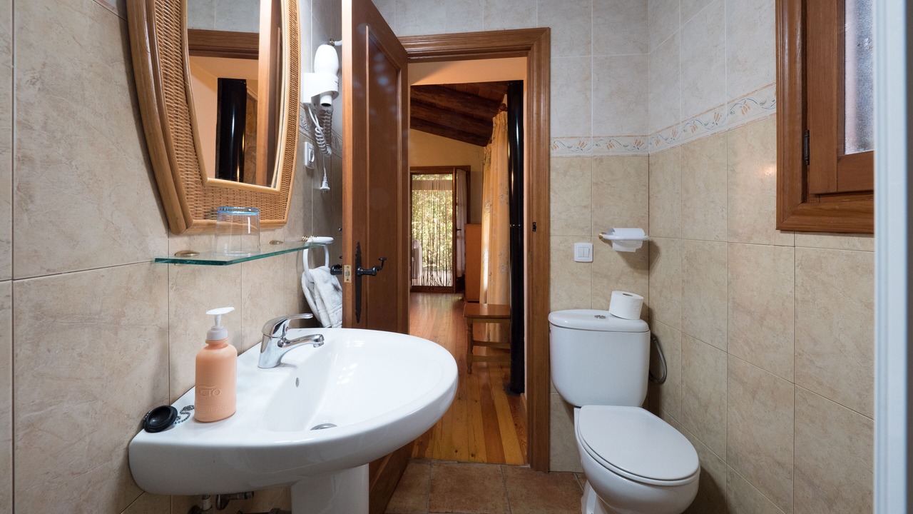 Photo of Bathroom in Las Ventas de Santa Lucia