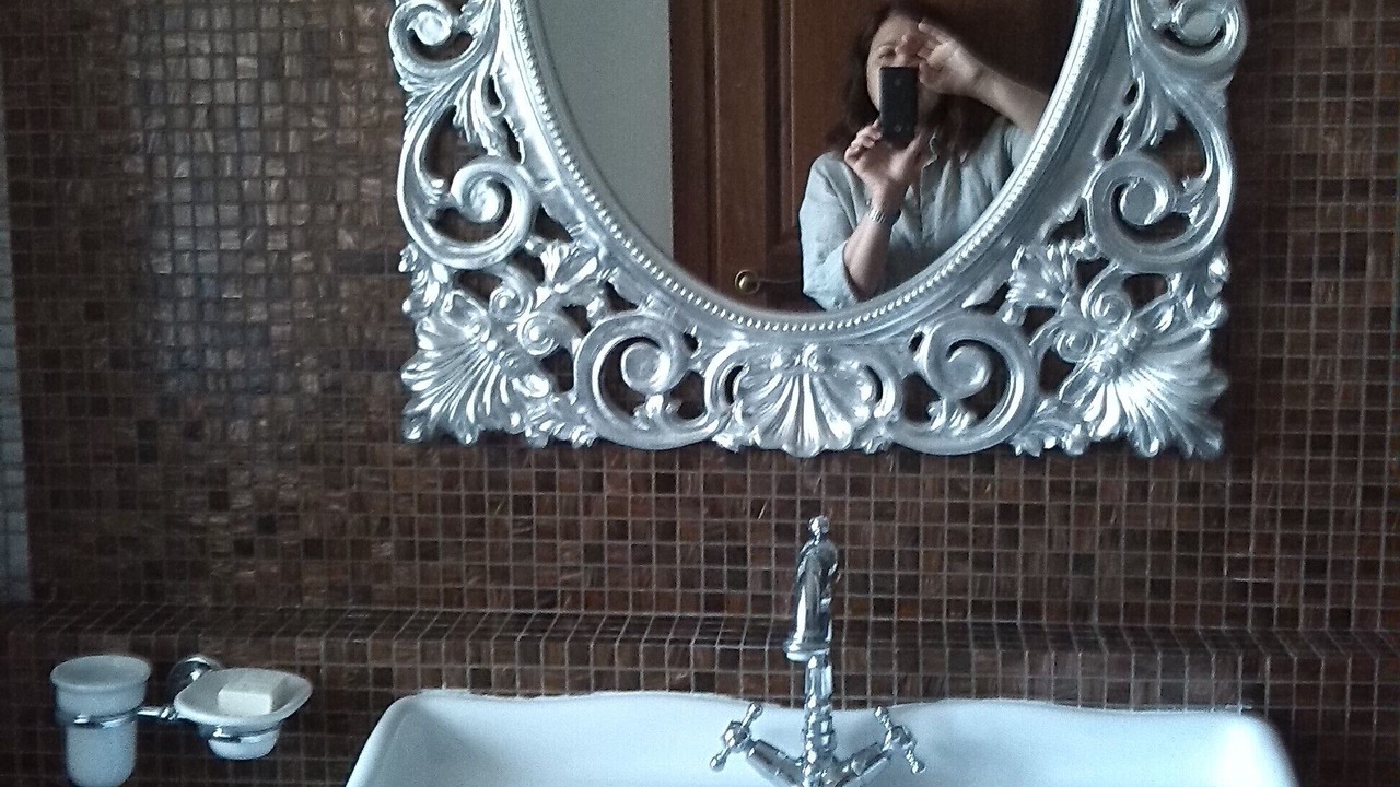 Photo of Bathroom in Izzalini