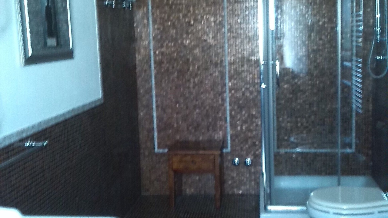 Photo of Bathroom in Izzalini