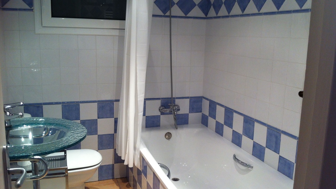 Photo of Bathroom in Roses Town Center