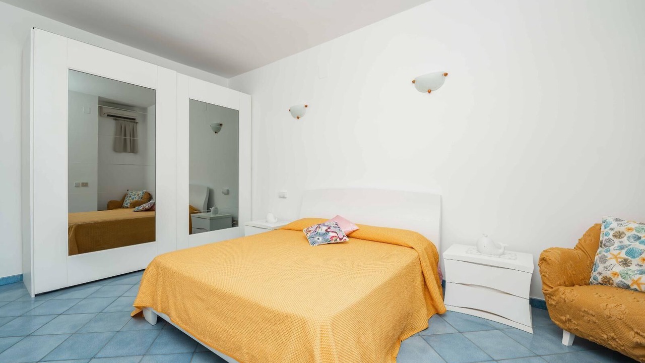 Photo of Bedroom in Pogerola