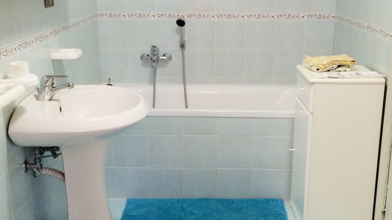 Photo of Bathroom in Laura