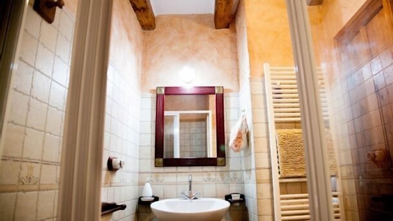 Photo of Bathroom in Oliola