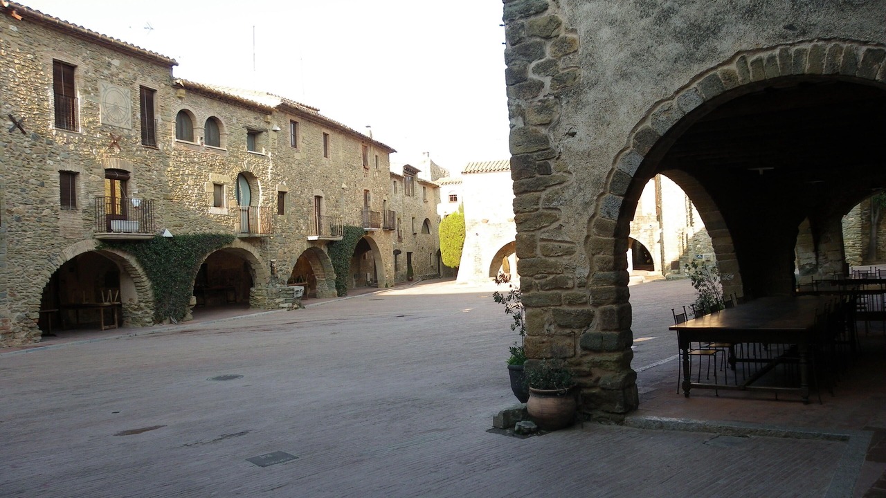 Photo of Outdoor in Monells