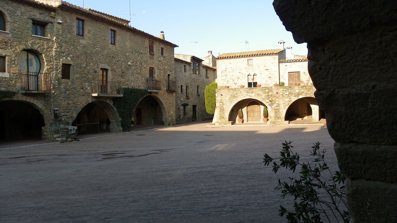 Photo of Outdoor in Monells