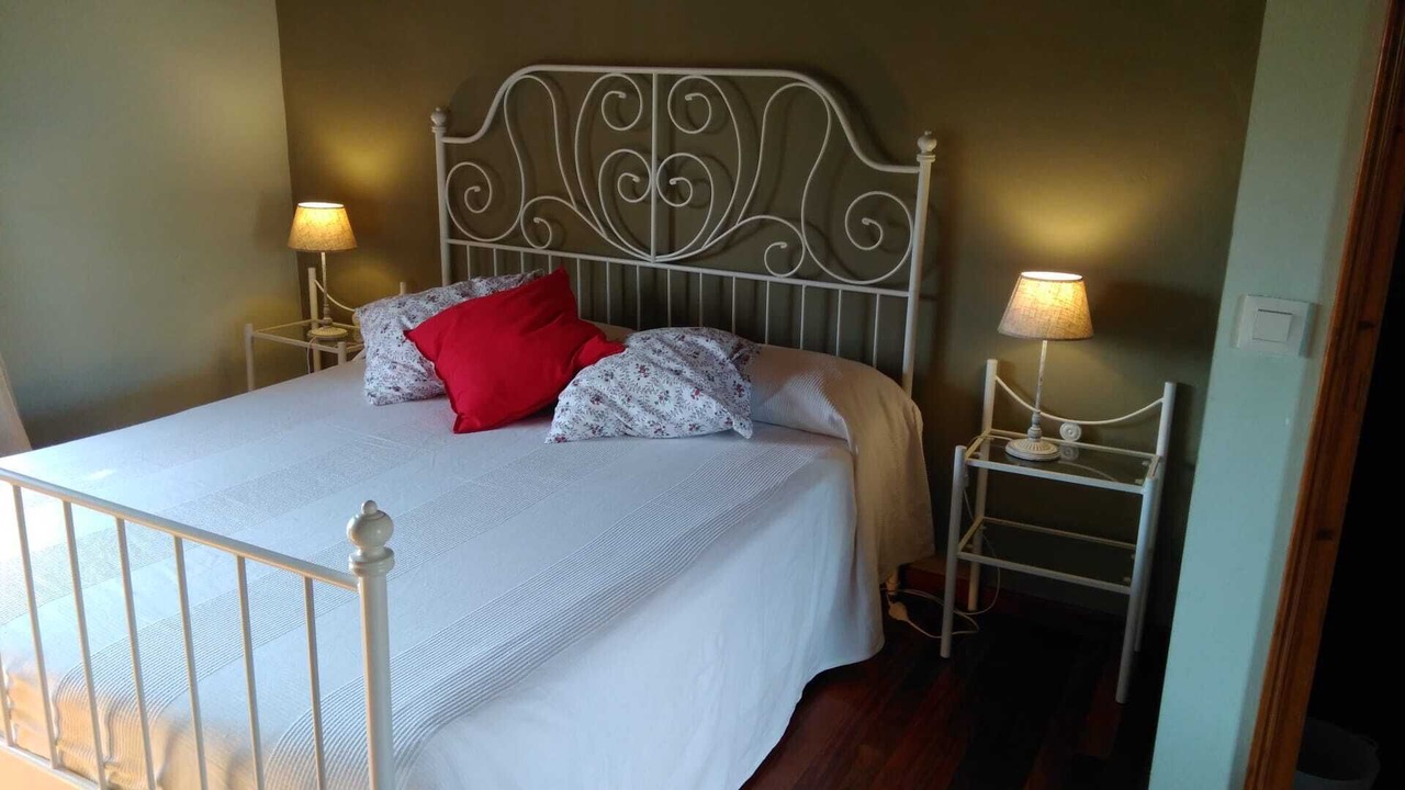 Photo of Bedroom in Monells