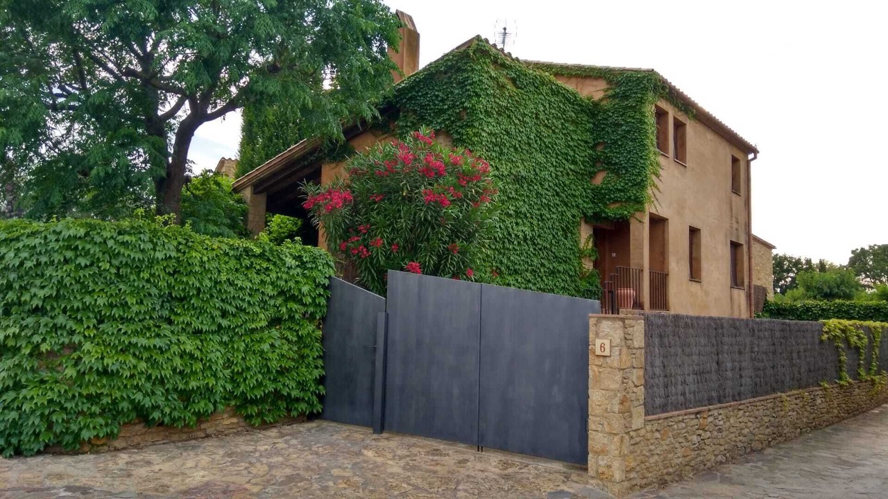 Photo of Outdoor in Monells